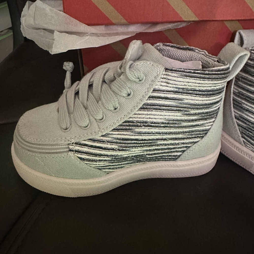 BILLY Extra Wide Toddler Classic D|R High Top